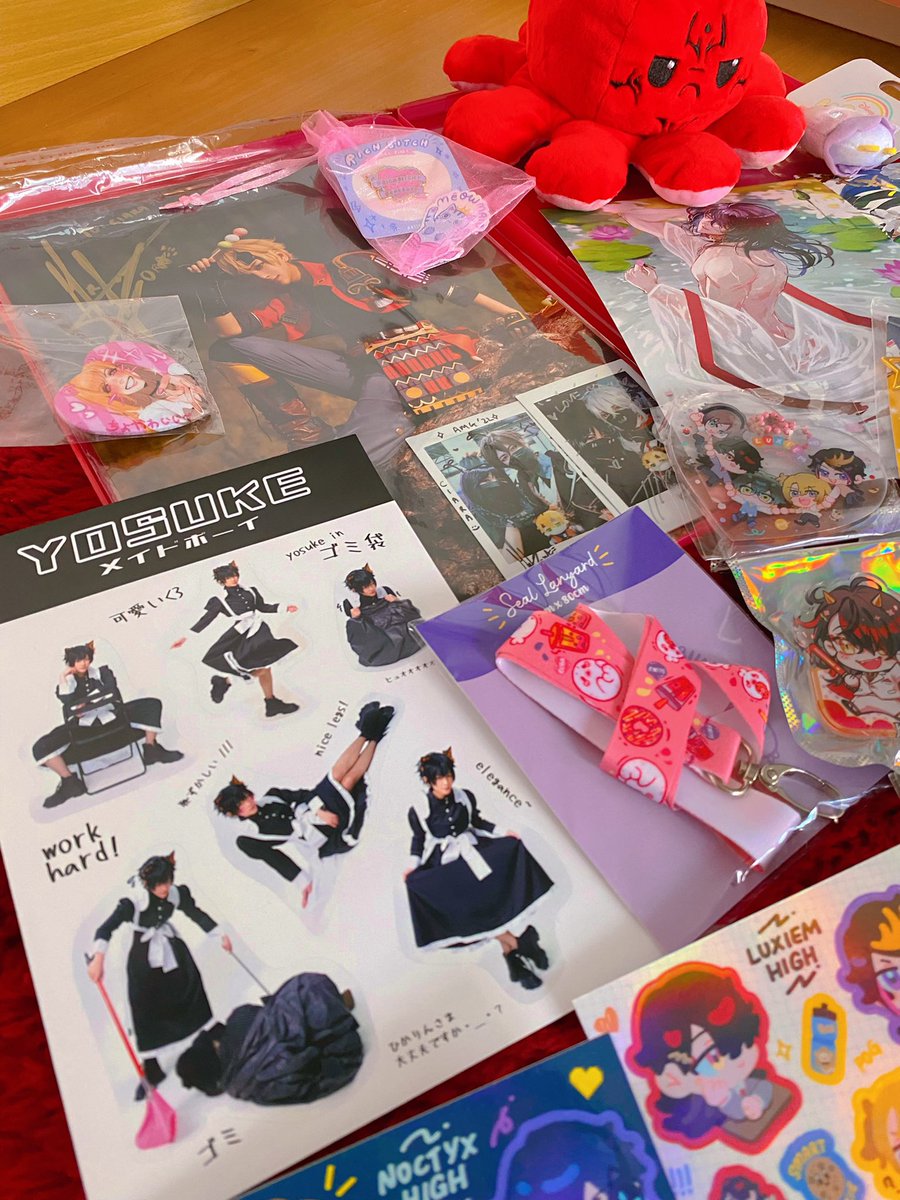 ciawaxcwoss's tweet photo. Animangaki 2022 Haul! 🥰🌈

#animangaki2022 #amg #AMG2022 https://t.co/tx4y4K1lIZ