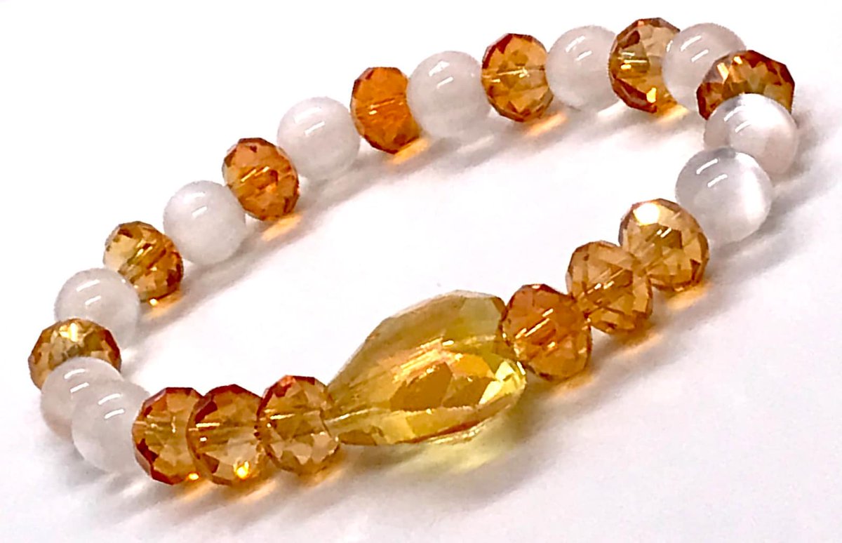 sohamyogaldn's tweet photo. Swarovski Gold crystal,White Crystal bracelet ,8mm Bracelet,Gold Crystal Heart bracelets,Gift for Her,Women Crystal Jewelry ,Love  Bracelet
 #gold #8mm #Crystal #Herwomen #Braceletgold #Crystalwhite #Swarovski #heart #LuckyGem7

👉https://t.co/W6r5VUSEjS https://t.co/PDCuVxqlss