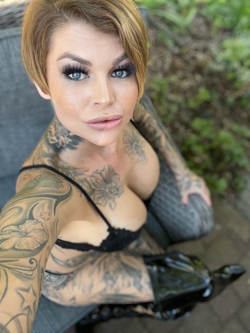 Einen sch&ouml;nen guten Morgen und einen guten Start den Montag. Ich bin gleich zum guten Morgen Quick Wichs<a href="/tag/lovelife"class="tags"><span>#lovelife</span></a>