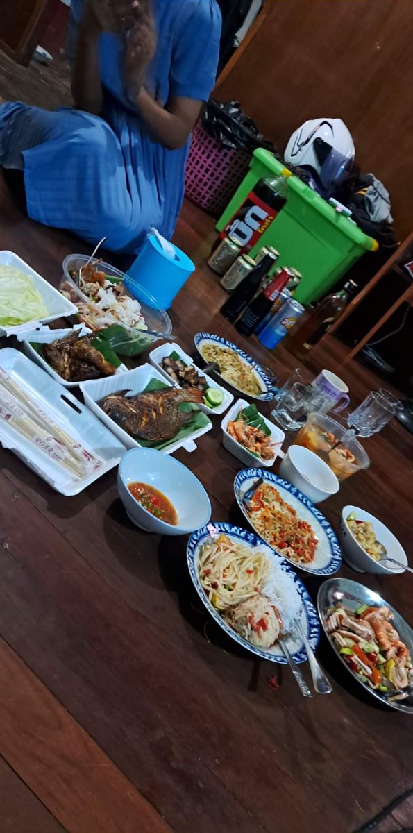Minpaing4That's tweet photo. ညီလေးတွေ ညီမလေးတွေလုပ်ပေးတဲ့ မွေးနေ့လေး 😘😘😘 https://t.co/2BhLuOSfoV
