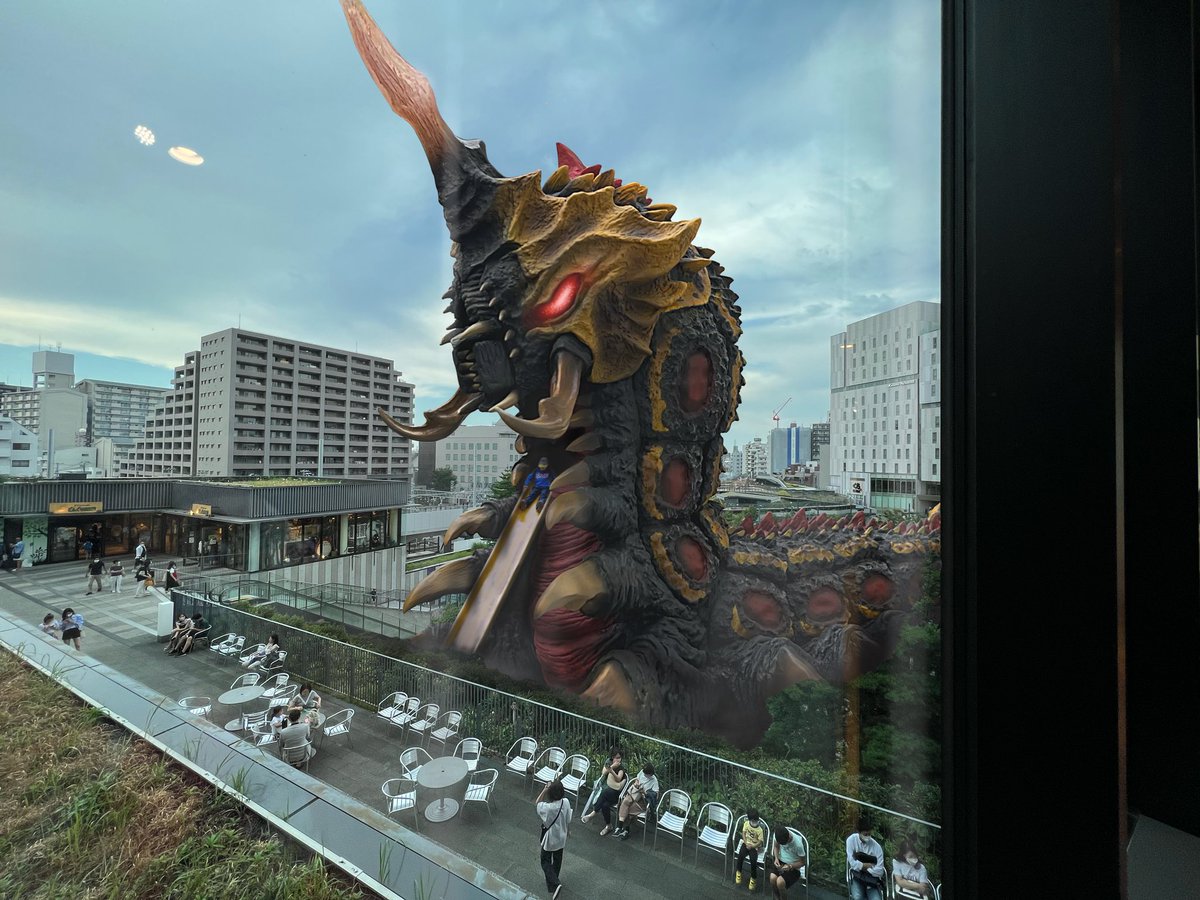 Tamacharow's tweet photo. バトラ滑り台 https://t.co/czdVINlPqi