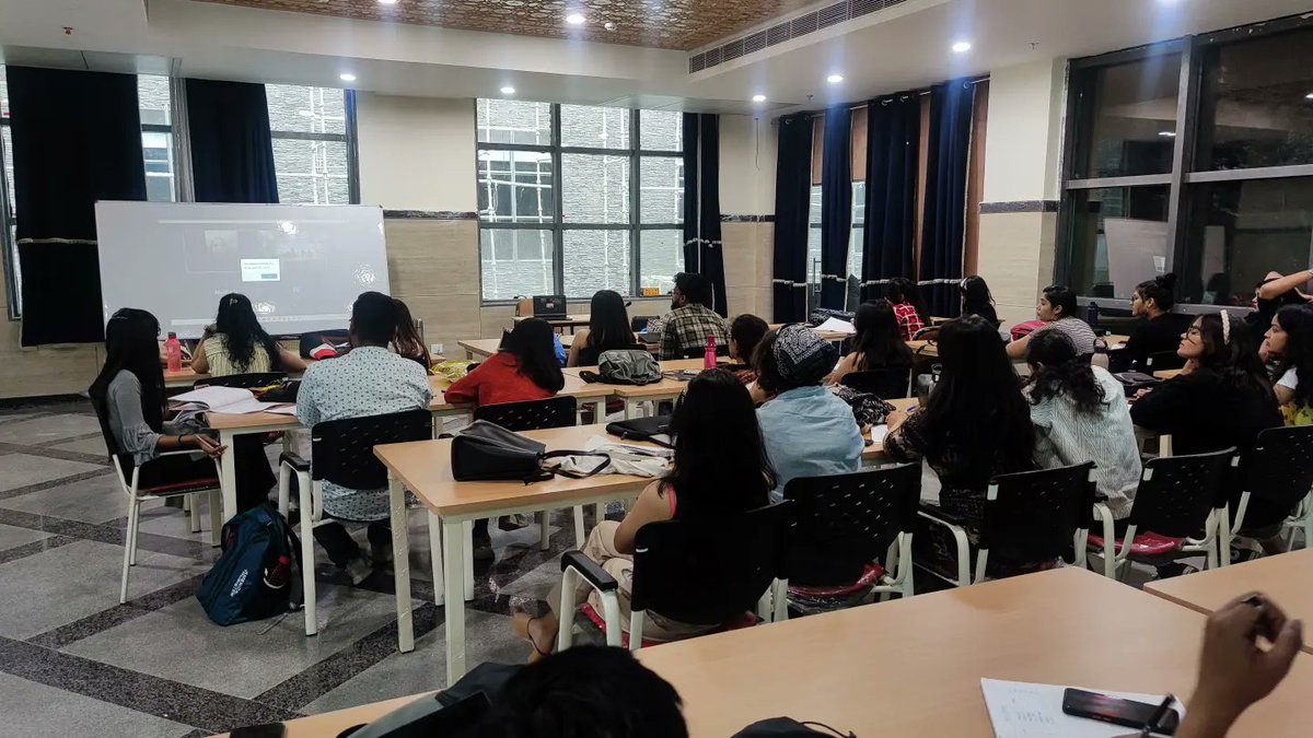 NIFTSRINAGAR1's tweet photo. Webinar cum Industry engagement with Anita Kumari (Sr. Merchandiser) Shahi Exports pvt ltd on Topic "Apparel Export Merchandising" for MFM students. 

#niftsrinagar #nift #niftian #niftlife #industry #engagement #webinar https://t.co/PJSsQvnXcZ
