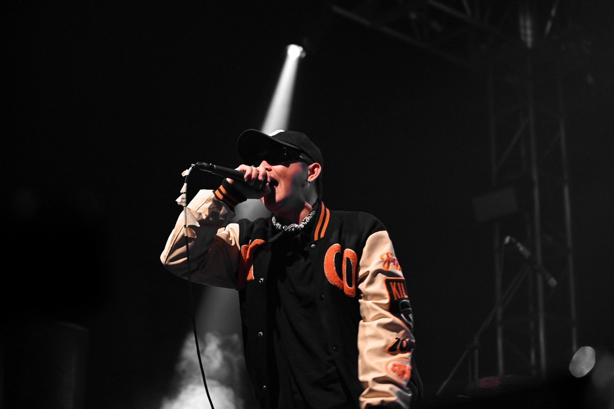 faizalprmna's tweet photo. last night with @KilmsOfficial 🤍
📸 : @gladinasaska
#distorsikeras https://t.co/SmIqCXCnqA