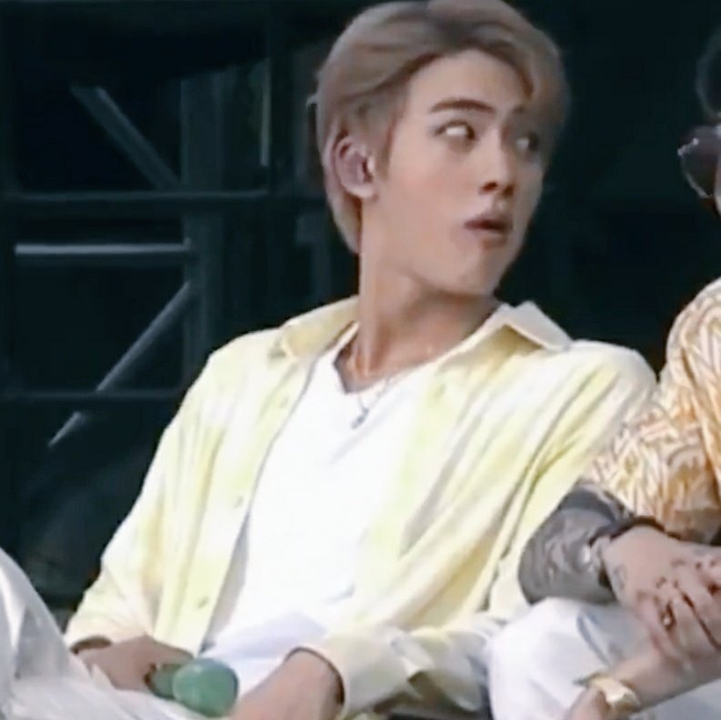 dreamyJeonz_'s tweet photo. "Brat tamer Kim Seokjin" is the hottest mfking concept ever 
                         —  a hot needed thread https://t.co/7SRTO56zhe