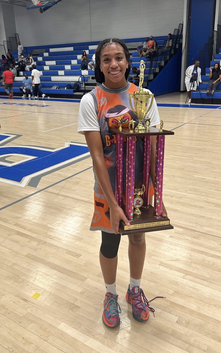 TeamTakeoverGBB's tweet photo. Congrats @JaylaJordyn on winning the MVP @GthingBBall All Star Game 🔥🔥🔥 #TTO #ItJustDifferent https://t.co/XKydoOxQfF