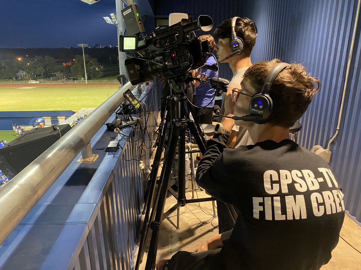 cpsbtv's tweet photo. Check out last week’s hard-working crew behind the scenes of the first regular season live-streamed game between Sulphur and Washington Marion. Sulphur seniors Kharma Little and Stone Manning shared directing duties in leading the crew. 
https://t.co/mF1Wo55JgP https://t.co/1hOYPg3lhk