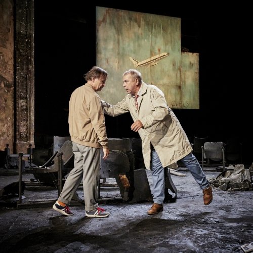 Les Bouffes du Nord mettent à l'affiche "Lazzi" actionbarbes.blogspirit.com/archive/2022/0…