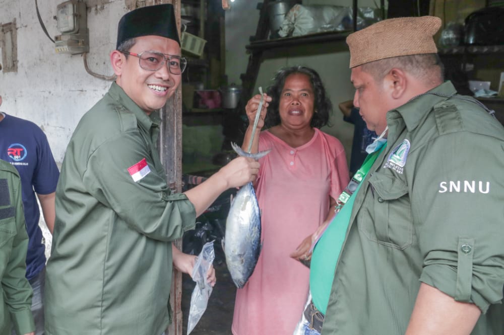 didhik_wuryanto's tweet photo. Ikut seneng tau berita ini.. beberapa warga Jakarta dapet Ikan Gratis dari Serikat Nelayan NU
#WITJAKSONO
#SNNU https://t.co/o9m4EyD537