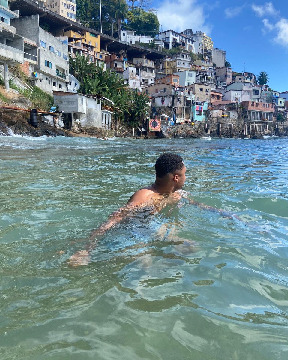 deitavares's tweet photo. 🧜🏾‍♂️ https://t.co/96mWL2qQiR