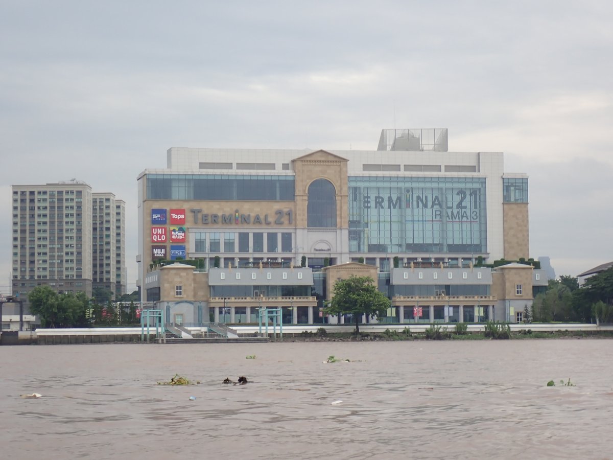 misterkwai's tweet photo. Terminal 21 Rama 3 - เทอร์มินอล 21 พระราม 3
#Terminal21 #Rama3 https://t.co/JzTKHLK3KQ