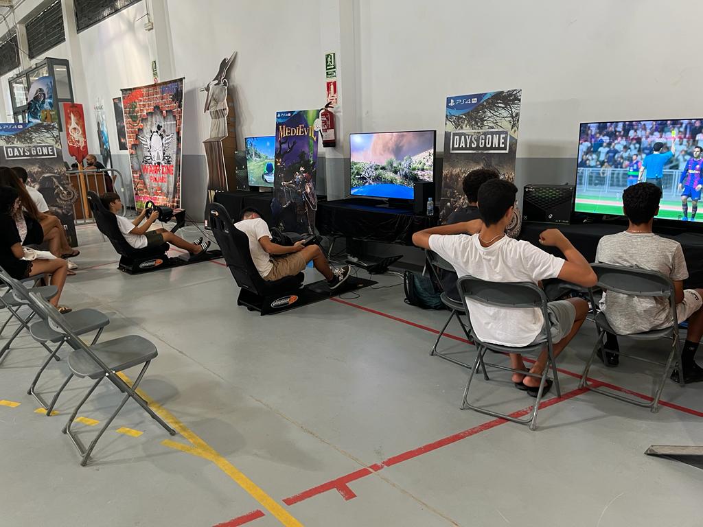 MasterwinLGB's tweet photo. TECNOFAN PALAMOS 2022
Jueves 2 hasta el domingo 4 de septiembre. Lanparty, zonas de recreativos, puestos de venta de merchandaising, Torneos de Fifa, Fornite, Brawl Star, Roblox, Minecraft, Fall guys, Magic! y muchos mas! 
VOLVEREMOS EL AÑO QUE VIENE! https://t.co/iU7DSrwSSO