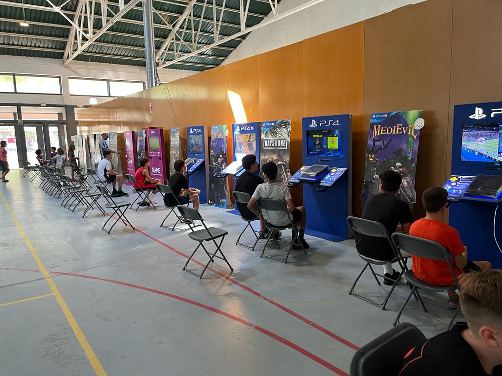 MasterwinLGB's tweet photo. TECNOFAN PALAMOS 2022
Jueves 2 hasta el domingo 4 de septiembre. Lanparty, zonas de recreativos, puestos de venta de merchandaising, Torneos de Fifa, Fornite, Brawl Star, Roblox, Minecraft, Fall guys, Magic! y muchos mas! 
VOLVEREMOS EL AÑO QUE VIENE! https://t.co/iU7DSrwSSO