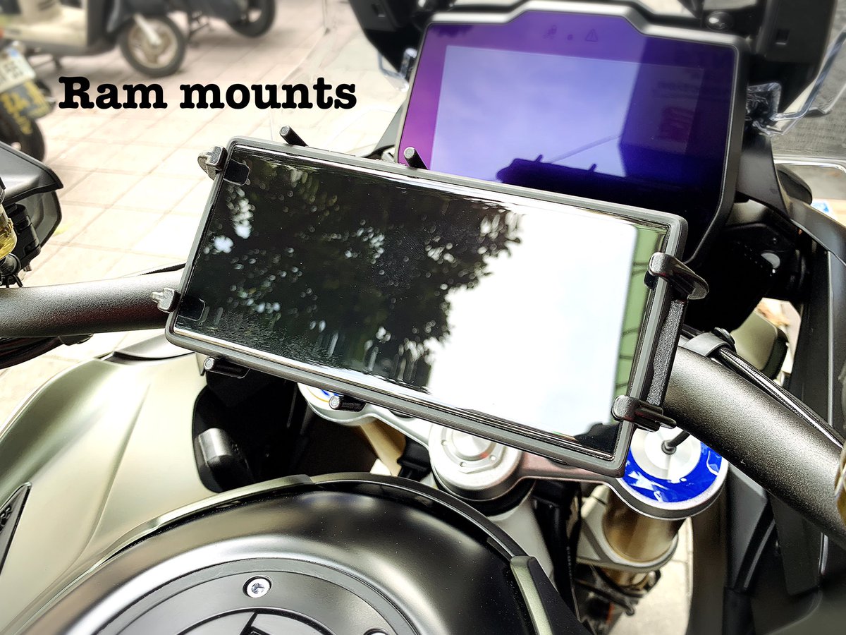 WuTaiwan's tweet photo. 車主交車 第一站
先安裝熟悉的手機支架
Ram mounts 專業支架品牌
可對多數車種 支架類型超多 https://t.co/HLNc7DYTdW