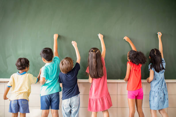 affac_cat's tweet photo. 🏫 Avui és dia de nervis, somriures i retrobaments!  

Des de l'aFFaC, desitgem un bon inici de curs 22-23 a tota la comunitat educativa d'infantil i primària 🫂

💕 Especialment a totes les famílies i AFA, que treballem incansablement per l'#EducacióPública! https://t.co/N1Ei7kcb0l