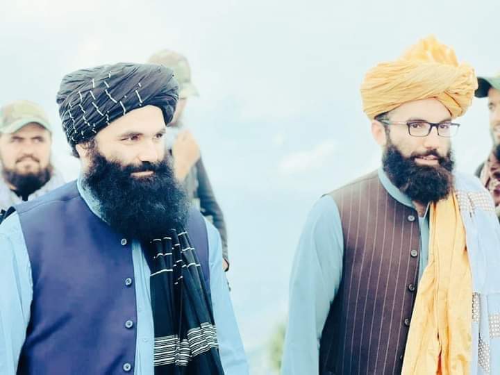 برادران .. ❤ 
رب ذول جلال مو زموږ له سرو مه کوه .
دین ملت او وطن ته ژمن خلک . 😘