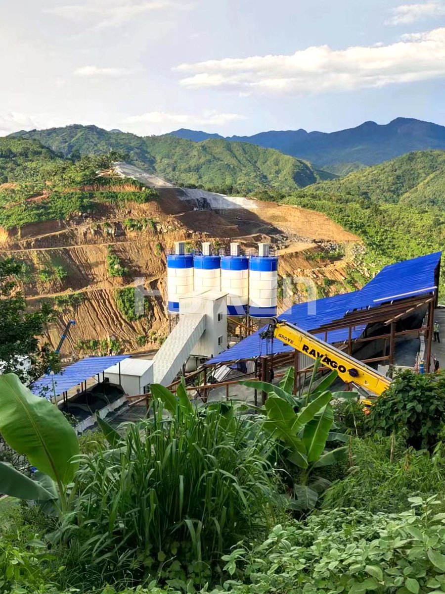 CrusherDahua's tweet image. Limestone crushing production line in Philippines.
Density: 2.6T/m³~ 2.7T/m³
Main equipment: JC jaw crusher, XL spiral sand washing machine, YK vibrating screen.
#stonecrusher, #jawcrusher, #sandwashingmachine
Whatsapp: +86 139 3885 2499
Web: lydhchina.com