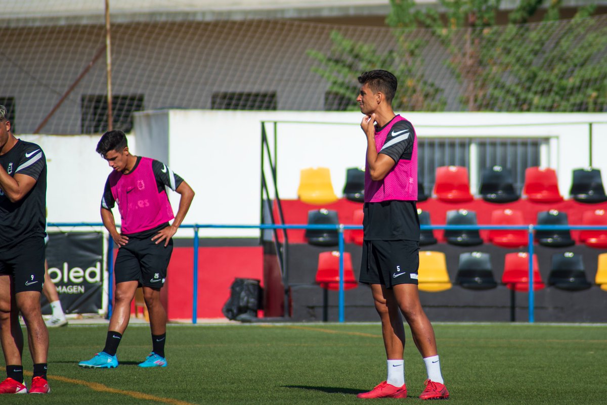 UDMONTIJO's tweet photo. ๐โฝ๏ธ Comenzamos una nueva semana y toca corregir errores del partido de ayer ๐ช.
๐ฏ @deporguada
#VolverASubir |ย #Desde1922 https://t.co/8Tcl36KYtl