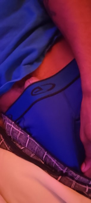 Who going to let me fall asleep with my cock in them? https://t.co/NhkNOoW9RG