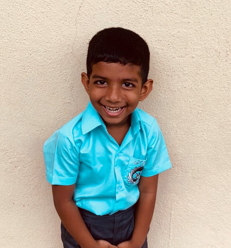 gayandinusha's tweet photo. ඉස්සිස්සෙල්ලාම ඉස්කෝලෙ ගියා
#SavinduMehansa
#ApolloCollege #Kandy https://t.co/fkt1PPKtnv
