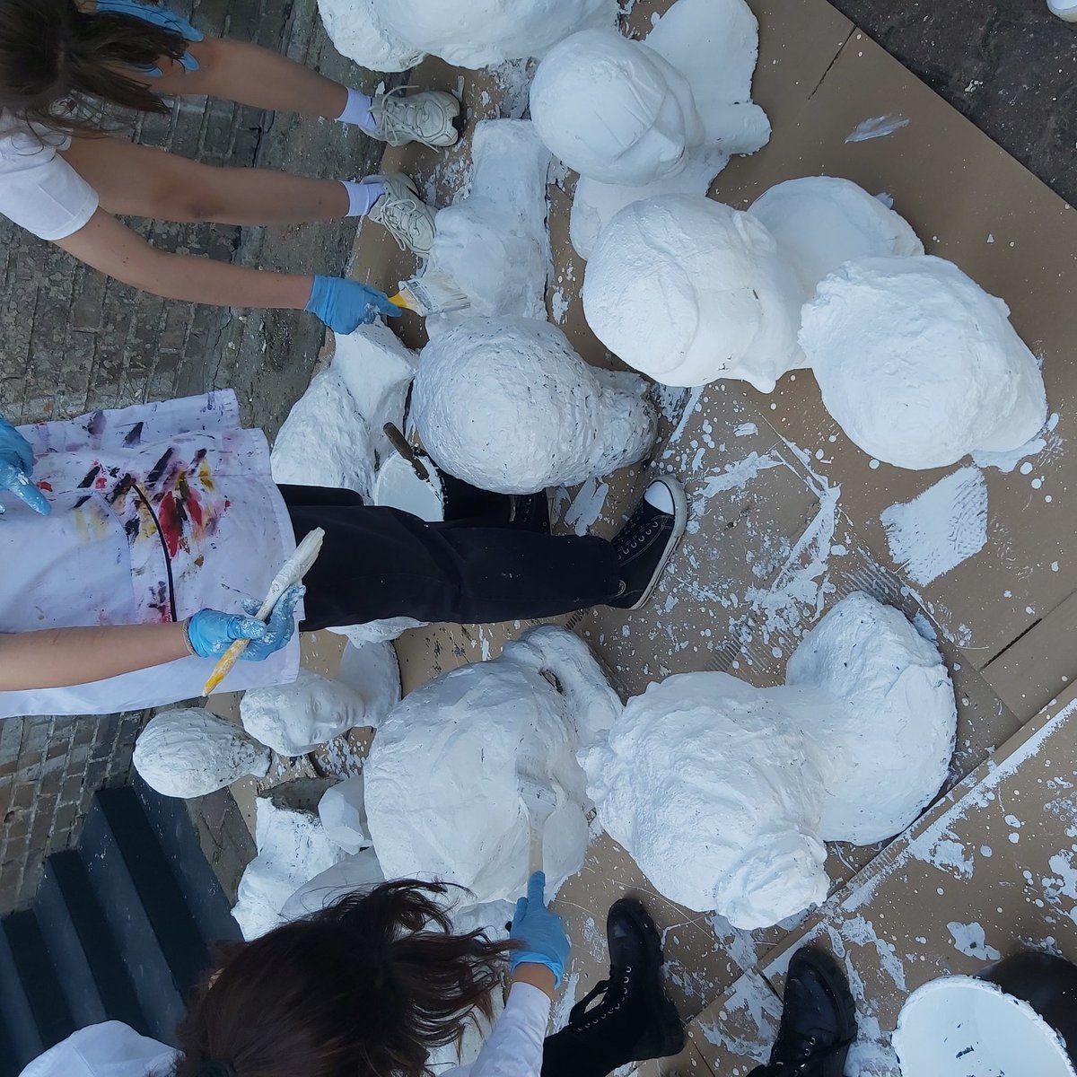 KamilOffline's tweet photo. White washing https://t.co/GlSyB2gqEA