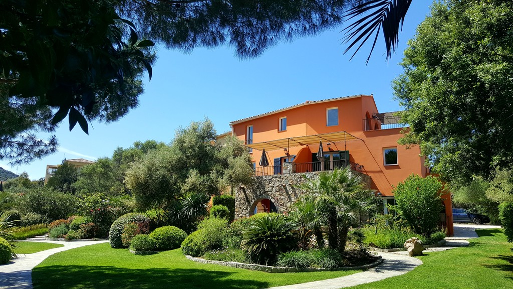 September - its a great time to visit Corsica. Take a look at our latest availability and deals to grab a last minute break in the sunshine... bit.ly/3w9a5kd