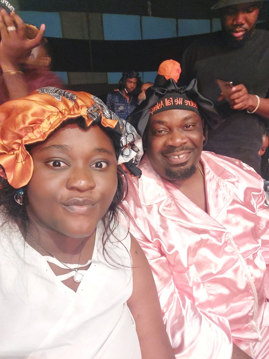 oyatybabe's tweet photo. I can't believe it's a year already we had an amazing evening at @Johnnydrille album listening party of #beforewefallasleep with amazing and beautiful peeps @Kadeeshee @Da_Souljhaboi @yourfavartgirl #Awalovers as a whole https://t.co/JJ64aQq9Ww