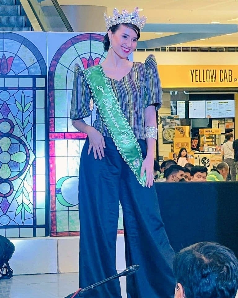 DailyNewsPhil's tweet photo. Simply Exquisite and events host Nicky Gilbert @nk_gilbert as special guest artist of Parañaque City council during their Linggo ng Wika event. Nicky Gilbert is one of the winners of Bb. Parañaque held last year. #NickyGilbert https://t.co/S7u79Grr27