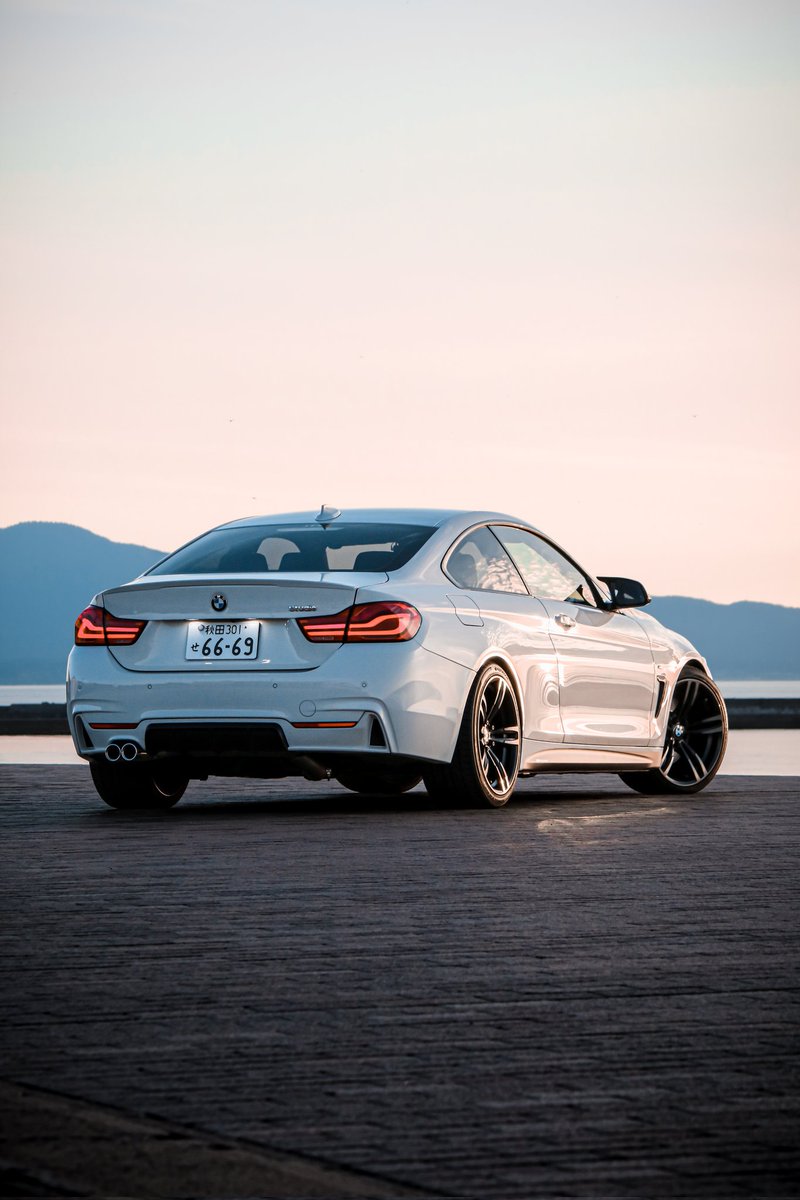 eote108's tweet photo. 最近やっとしっくりくるレタッチに出会えた…
#車好きな人と繋がりたい #BMW #F32 #F36 #4シリーズ #437M #MPerformance https://t.co/aq3qXaeKMz