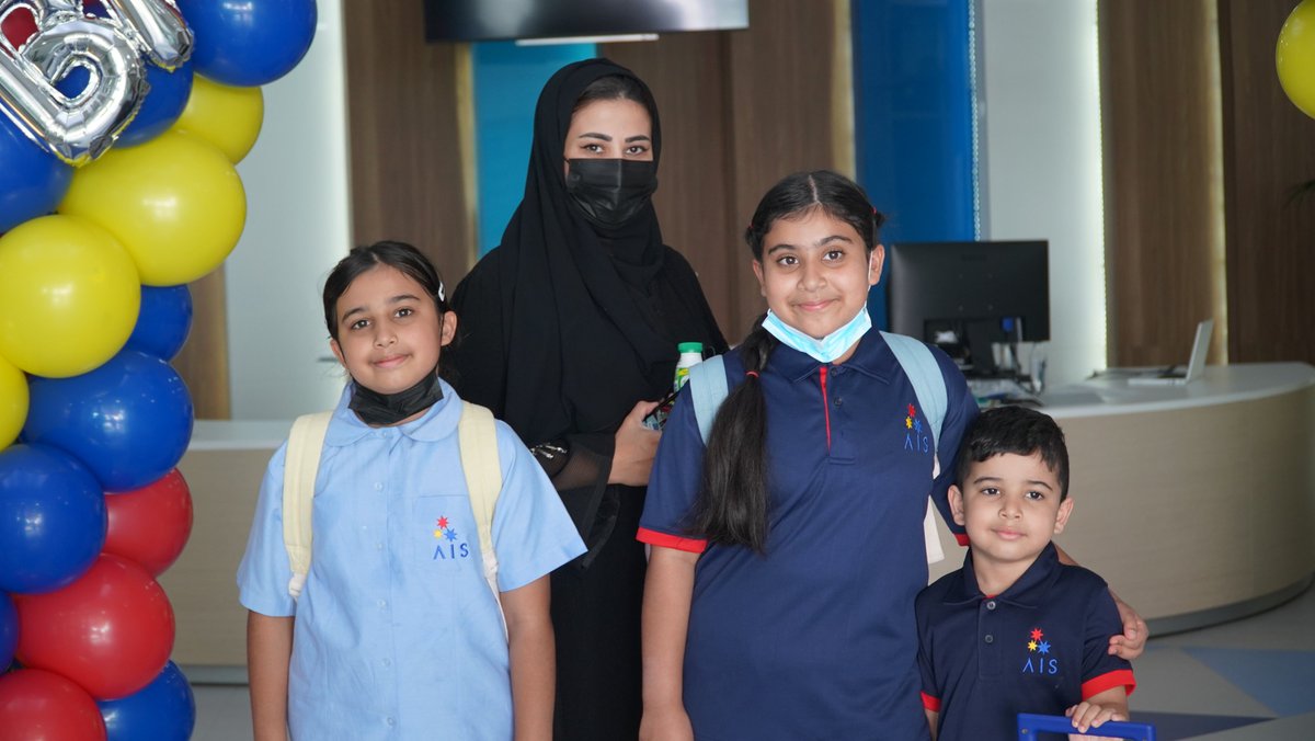 AISsharjah's tweet photo. Today we welcomed our youngest little stars in ELC. Parents and siblings came to support our ELC students on their first day of school. We wish them a very happy academic year as they begin their journey to success with us. #AISELC #AISJourneyToSuccess #AISPrimarySch https://t.co/zlDKhuM0ie
