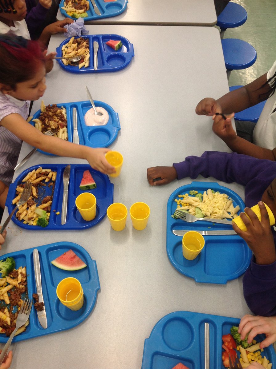 BenthalSchool's tweet photo. Time for #lunch! The children are enjoying a delicious penne bolognese today, and will be trying out lots more new recipes from our new chef Alexander 👨‍🍳 👏🍝 #benthal #yummy https://t.co/FoIFtWbWyY