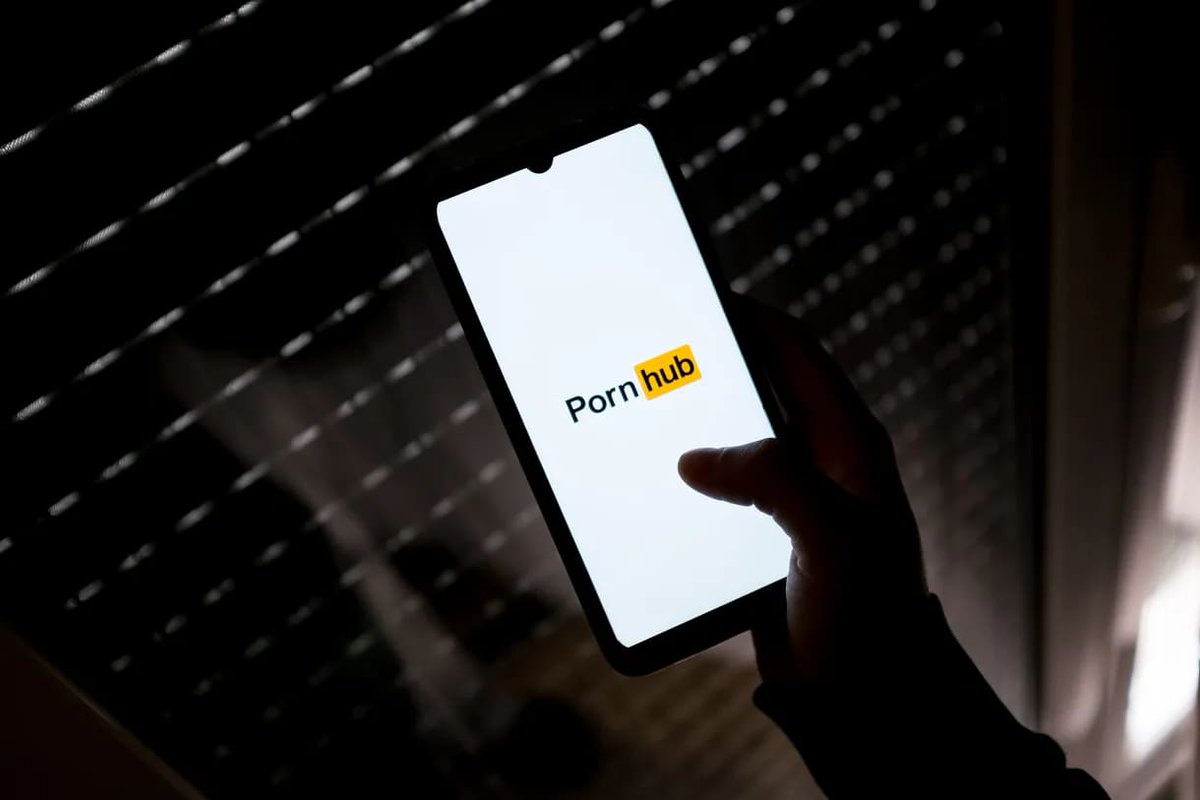 CeotechI's tweet photo. Instagram rimuove l'account PornHub
#AccountSocial #Banned #ContenutiInappropriati #Instagram #MobileNews #Notizie #PornHub #Rimozione #SocialMedia #SocialNetwork #SocialNews #Tech #TechNews #Tecnologia

https://t.co/LXFeWpfdrY https://t.co/O1wNbQggsp