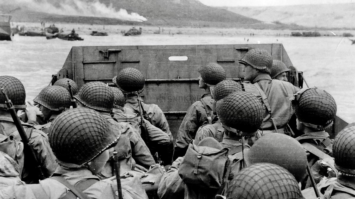 QuietFriend31's tweet photo. @lord_pizza_cat @morgfair @DanRather @meredithvegeta1 They led the way against brutal Authoritarian Rule: The Original Anti-Fascists. Let’s show them we know what they were fighting for, and join that journey ~ new voices in a new generation recognizing the danger and answering the call #OneNationIndivisible #LibertyAndJusticeForAll https://t.co/AkHw5QR8IW