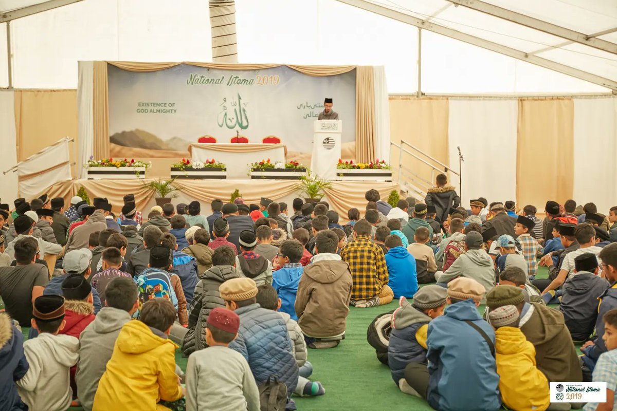 AtfalUK's tweet photo. 🔴Ijtema Memories: Through the Pictures🔴

Take a look at some highlights from past Ijtemas! 

We look forward to seeing you this week on the 9th, 10th and 11th September 2022! There's not long left check out the Atfal website for more details! 

https://t.co/yWxDPrlWHW https://t.co/jMPNPaBl3Q