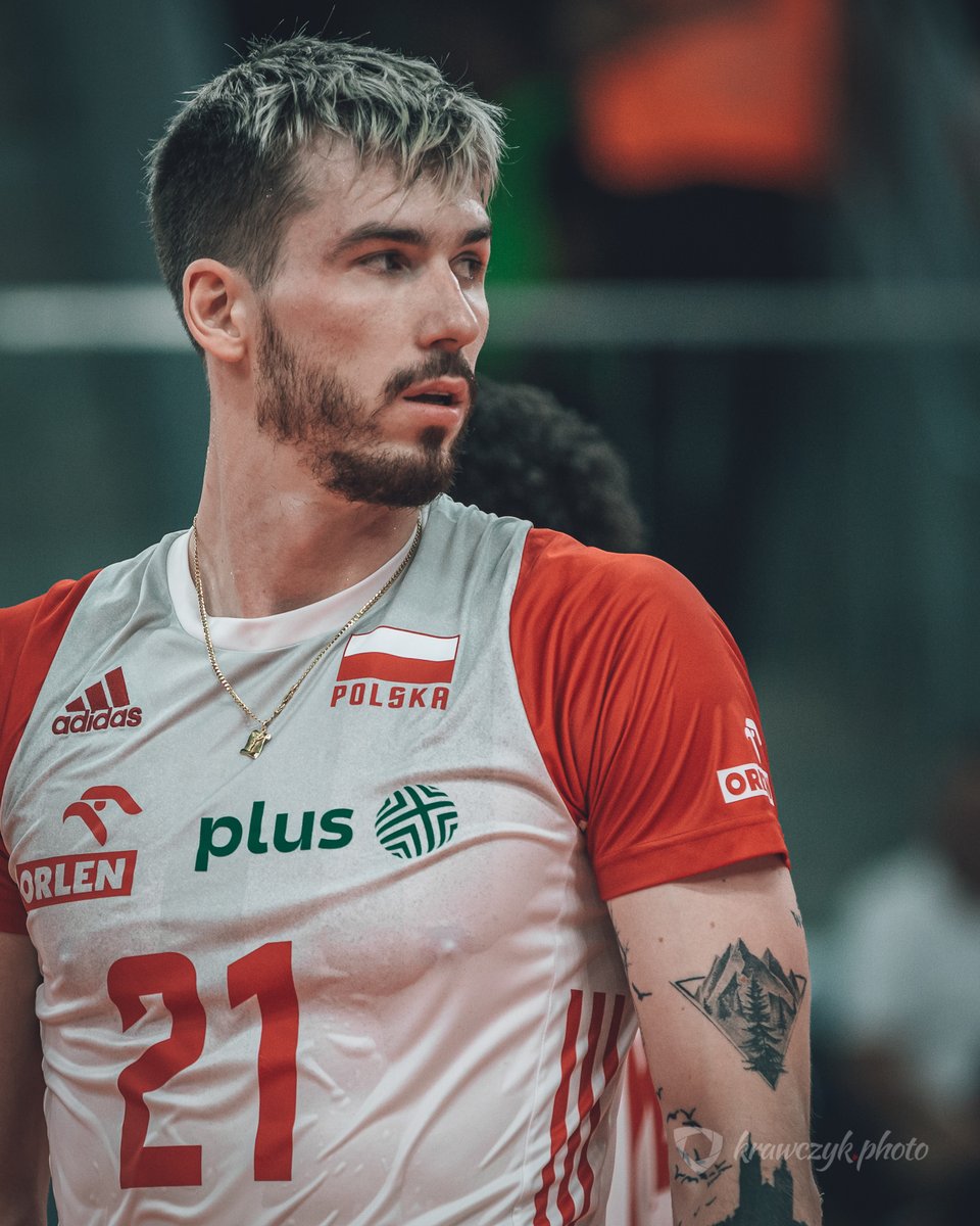 krawczykphoto's tweet photo. Czy można mieć 100% w ataku? Można. #Fornal 3/3, #Kochanowski 5/5!
#POLTUN #MWCH2022 #gangłysego #podsiatka https://t.co/zTBoIR0E9Y