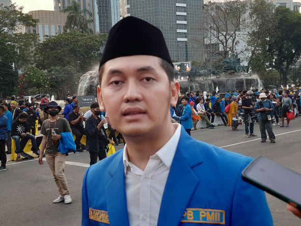 alineadotid's tweet photo. PMII suarakan 4 tuntutan atas kenaikan BBM subsidi
https://t.co/0q7D5LE3sa https://t.co/hDjChQRia3