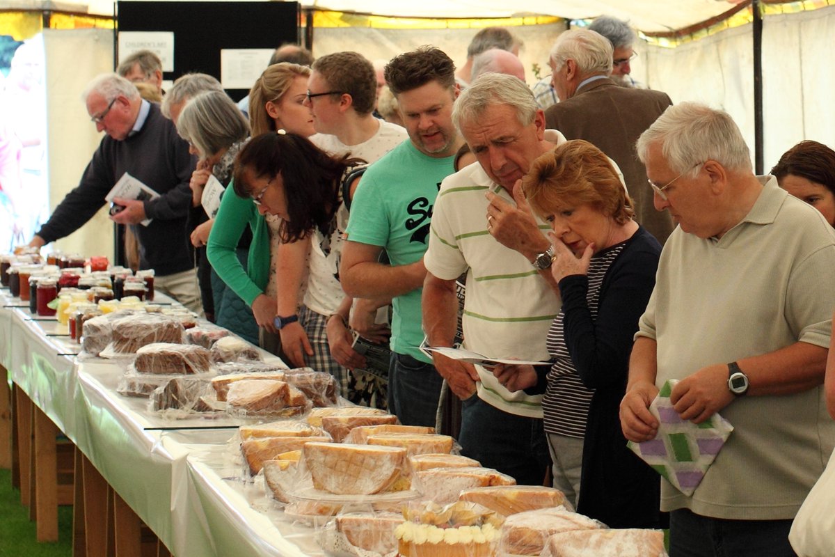 Bretforton Show tweet media