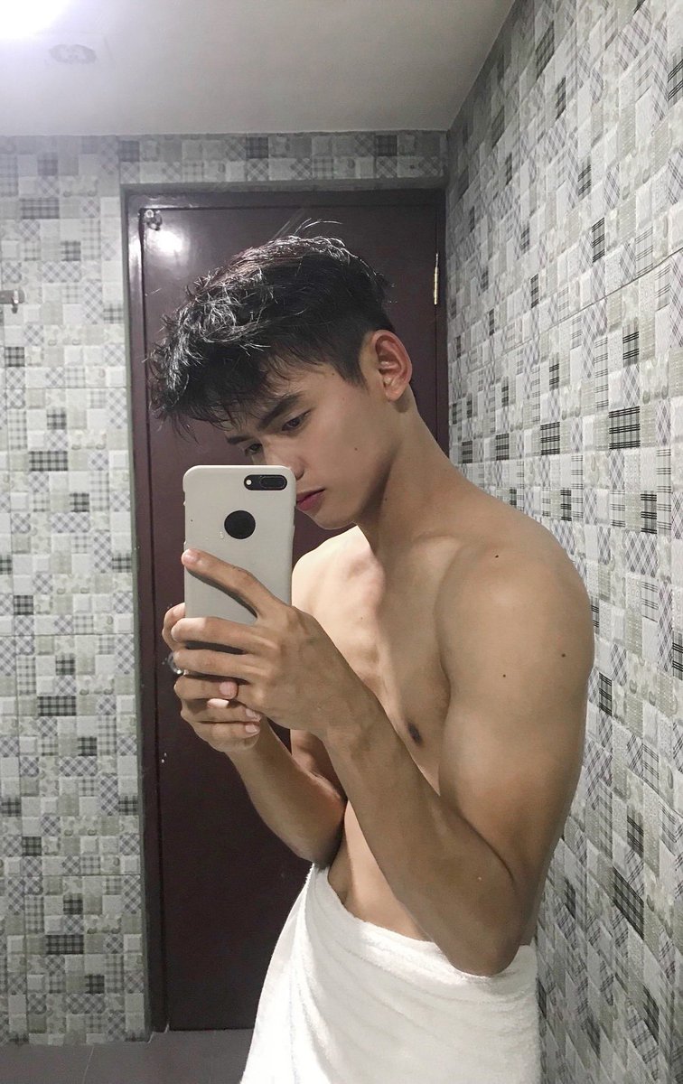 jymrcs's tweet photo. Looking for ka-bebe time.. 🫣 https://t.co/K8zIjSWkx4