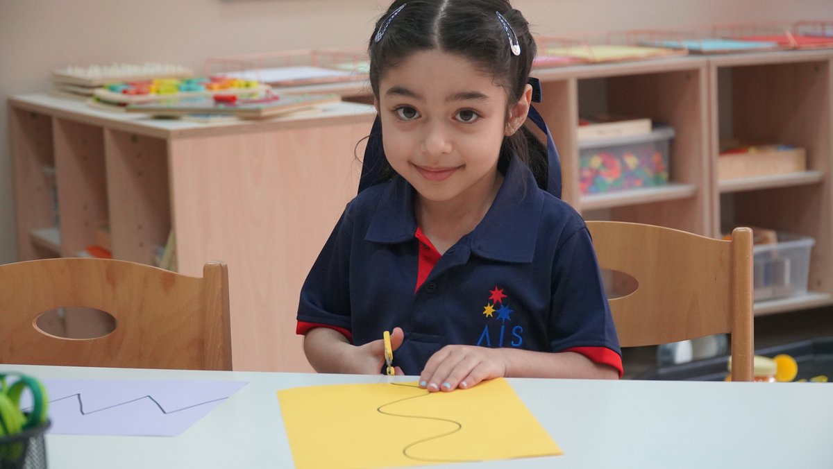 AISsharjah's tweet photo. It was lovely to see our ELC students settle smoothly into their classrooms and engage in various activities ready to maximize learning through play. #AISBacktoSchool2022 #AISELC https://t.co/yhuysg0M0C