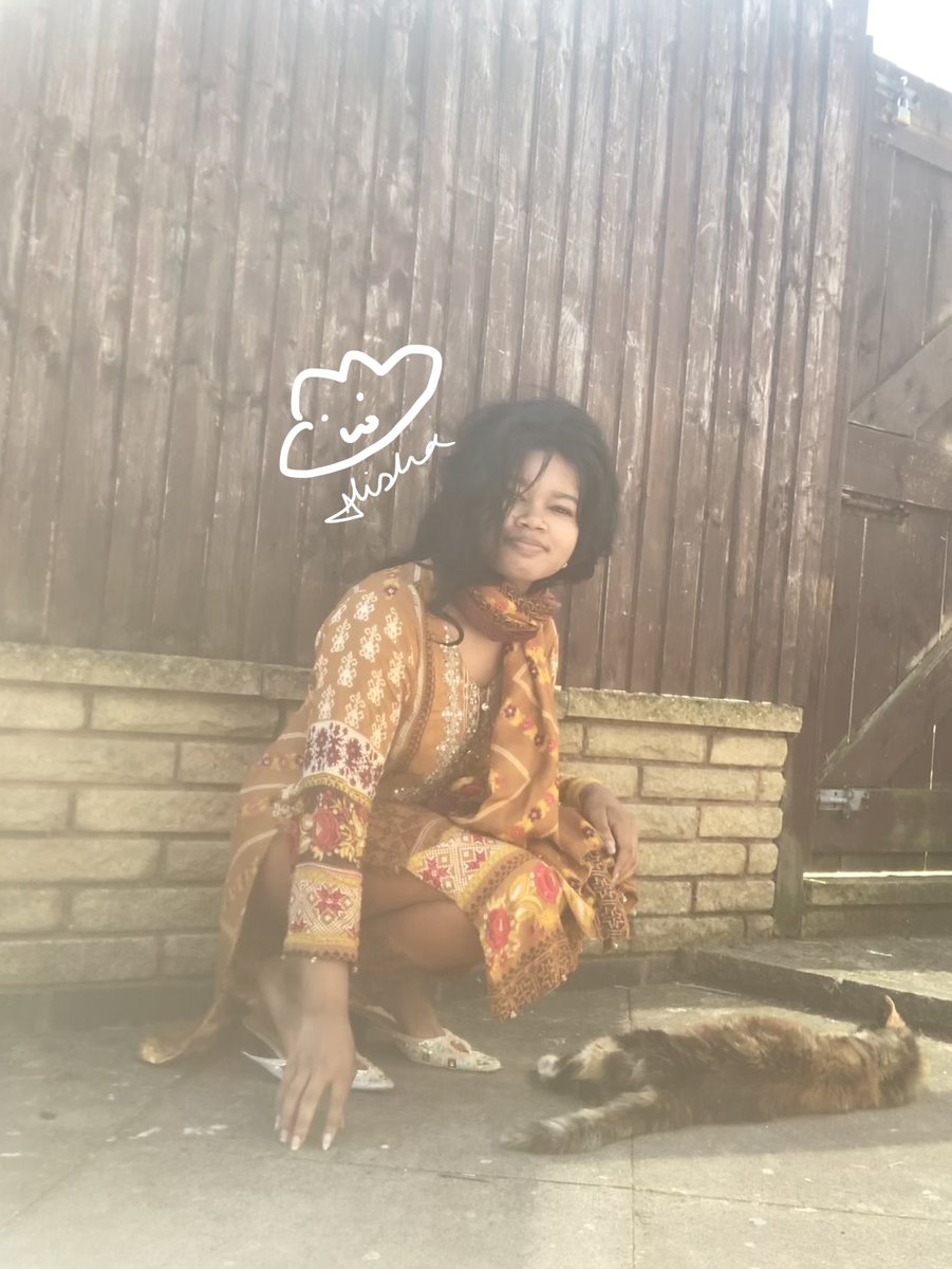 I was part of an online costuming event. You can check out the details and videos here.
alishalawrence.co.uk/ramblings/cosy…