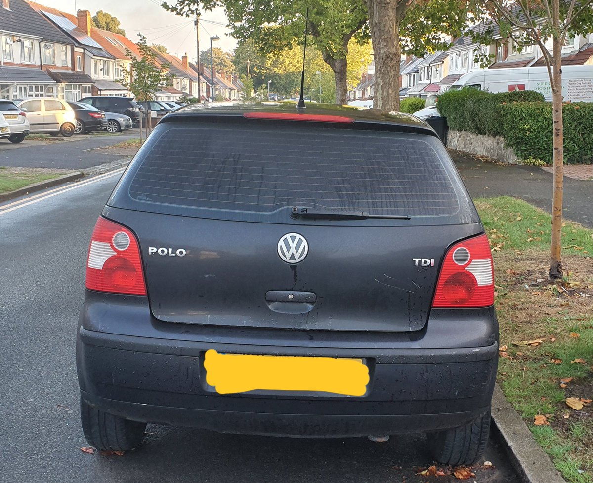 Team 1: Officers have recovered this untaxed #VW Polo from #Sparkhill #Birmingham clearing some valuable parking spaces for other residents. 
#TaxItorLoseIt
#OpIntrusive
#Siezed