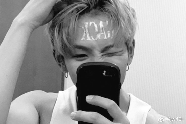 kecapshoio's tweet photo. perkara baju

ㅡa local sungtaro au https://t.co/kHBo62gr2m