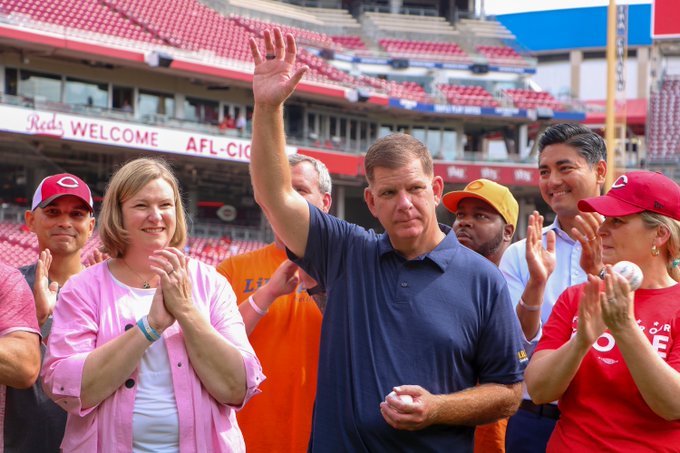 We as a City understand that every worker deserves collective support in their pursuit of dignified work. 

And today, we were so honored to have President 
<a href="/LizShuler/">Liz Shuler</a> <a href="/SecMartyWalsh/">Secretary Marty Walsh</a>, and members of Labor at Great American Ballpark to celebrate an incredible #LaborDayWeekend.