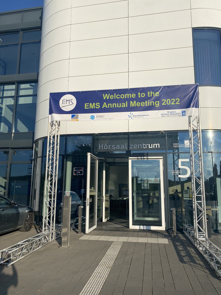 delfina0304's tweet photo. First time at the #EuropeanMeteorologicalSociety and convening a session in person on #PhysicalClimateStorylines. Great program, great masking policy, and hybrid options. #EMS22 @RECEIPT_eu https://t.co/dJe39nT4lP