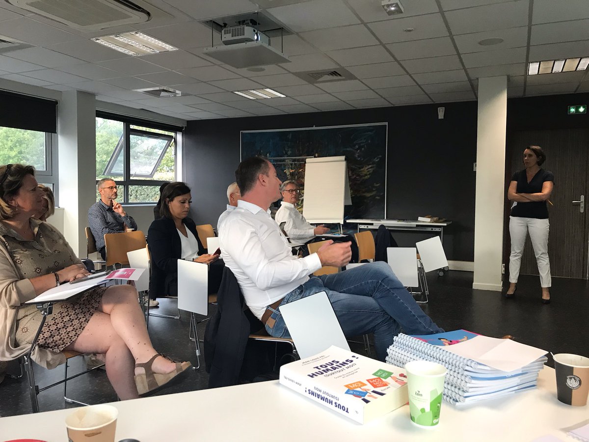 Parce que l’#emploi devient un sujet de préoccupation majeure au sein des #entreprises , le <a href="/medefrouen/">MEDEF Métropole ROUEN Normandie</a> en collaboration avec le cabinet <a href="/VAKOMRESEAU/">VAKOM</a> anime en ce moment une #matinale dédiée au #recrutement ! Echanges, partages d'expérience et conseils sont au RDV ce matin !!