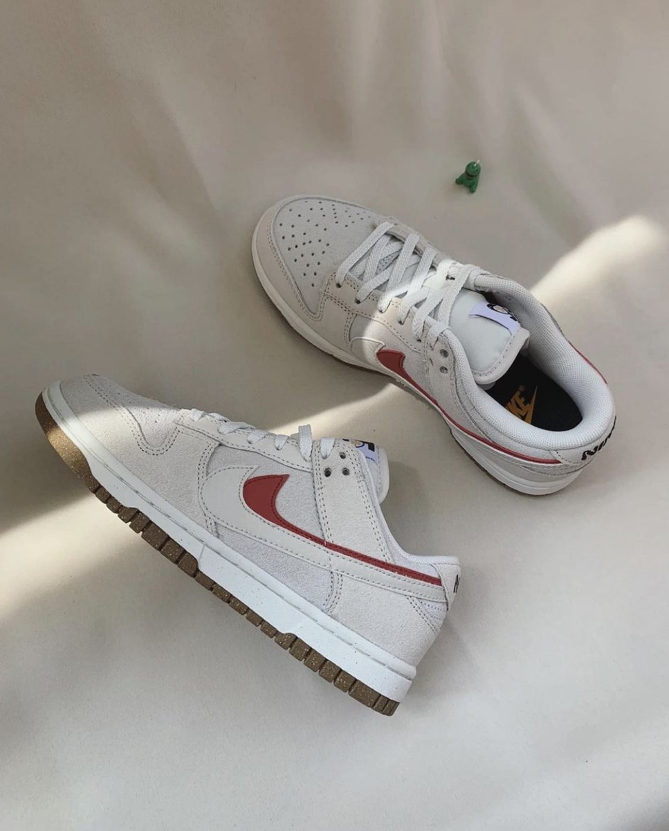 CaminoTV's tweet photo. La Dunk Low SE "Double Swoosh" ❤️

Lien https://t.co/PXqbfZ9AMc (120€) https://t.co/sfl7OtR8GA