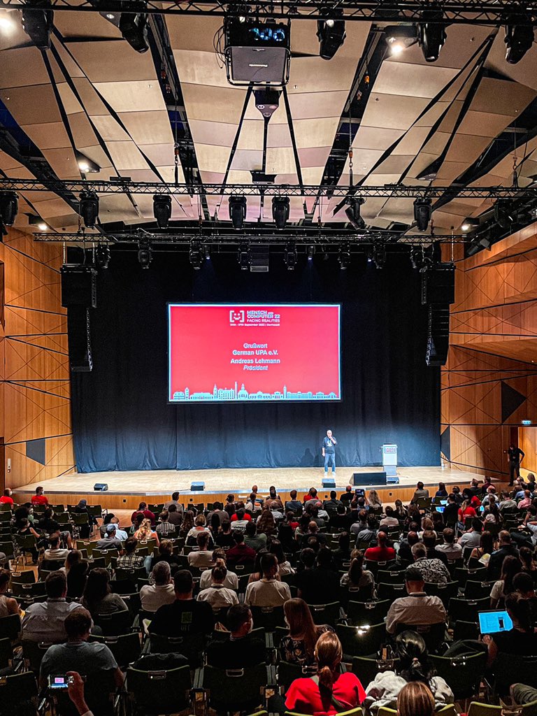 Let‘s go! 🎉💫 <a href="/andi_lehmann/">Andreas Lehmann</a> kicks of the 2nd day of #MuC2022 <a href="/mucConf/">Mensch und Computer</a> (co-organized) by <a href="/germanupa/">GERMAN UPA</a>. Looking forward to interesting talks and insights from other UX fellows! #UX #conference #uxconference #uxdesign #uxresearch #design #research
