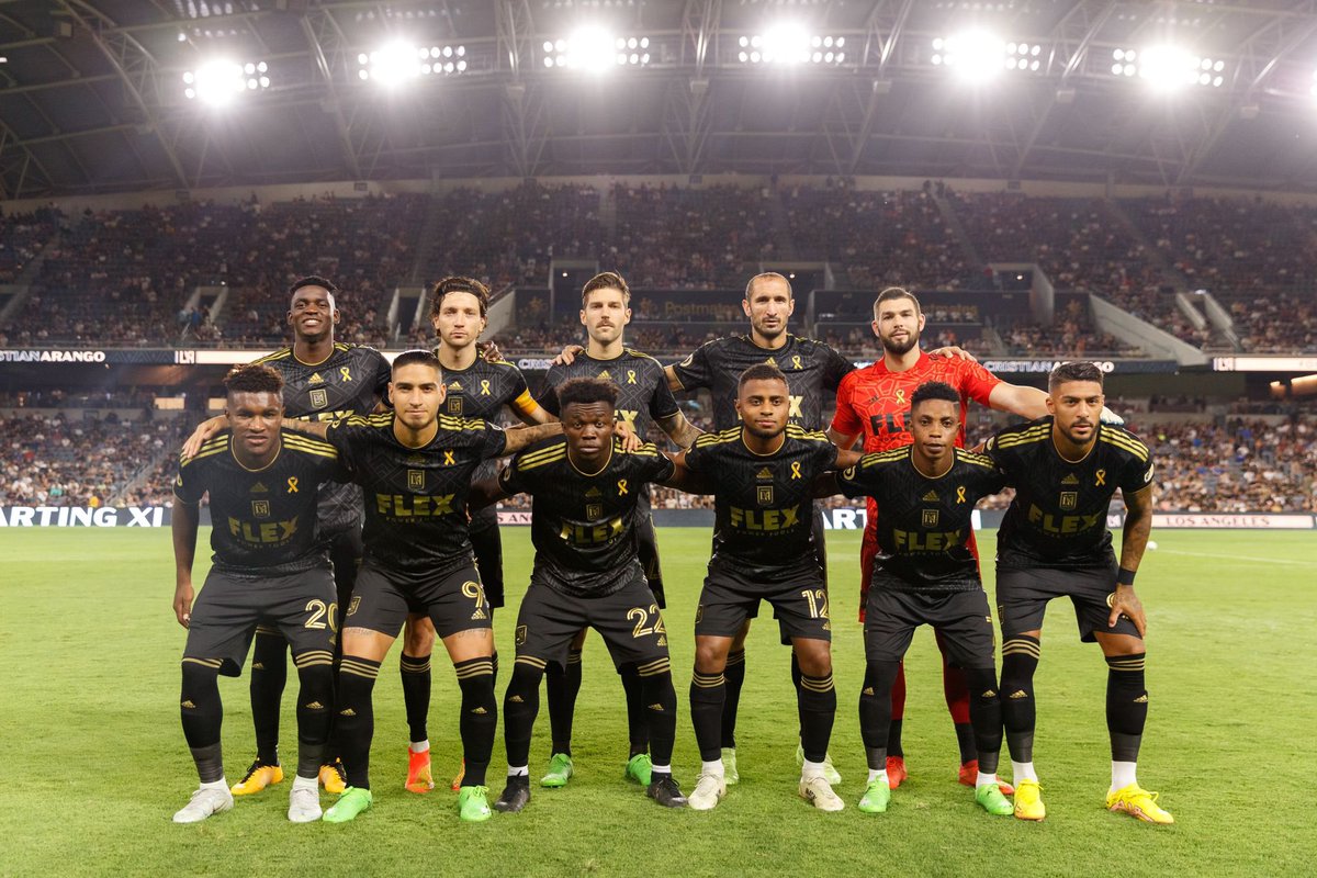 Mahala_jnr's tweet photo. Great team effort+3🖤💛 Believe it! OnGod #SmallBoyWithBigGod ❤️🙏🏽 📸: @imadshoots, @quirkmedia https://t.co/dTRWu8i7Xd
