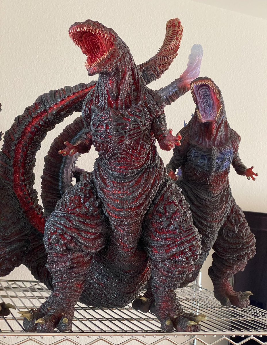Shin_Gojira_66's tweet photo. 昼光と人工光における光と色。 当時の取り決め。基準は、光の入射と色と素材の反応 。もちろん、スペースがないことも大きく影響しています。
そんなにいろいろな選択肢があったわけではありません 笑
#collection #XPlus #Kaiyodo #EZHobi #GiganticSeries #OBS https://t.co/ezqai34wuD