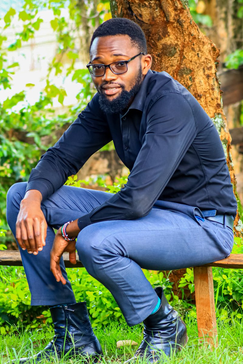 GetembeTV's tweet photo. Join us wish our Accountant Alain Origi a Happy Birthday 🎂🥳🥳
#getembetv
#getembefm https://t.co/Au3GKkNXke