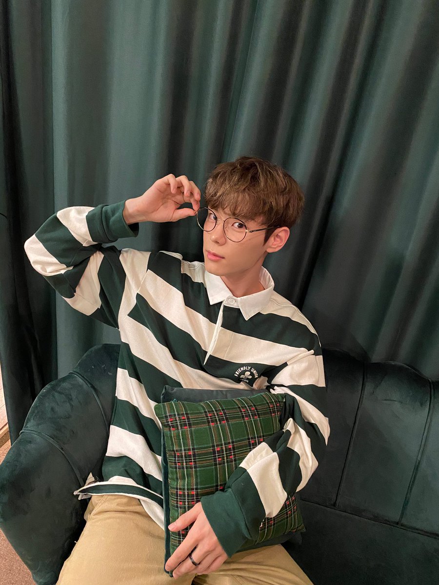 Official_Seobin's tweet photo. ์ฌ๋ฌ๋ถ ๋ชจ๋ ์์ ํ๊ฒ ์ ๋๋นํ์
์
ํํ ํผํด ์์ผ์๊ธธ ๋ฐ๋๊ฒ์๐โฃ๏ธ
#์ค์๋น #YoonSeobin
#100_Percent #hundred_percent_only_love
@Official_Seobin https://t.co/S9r3HFNreH